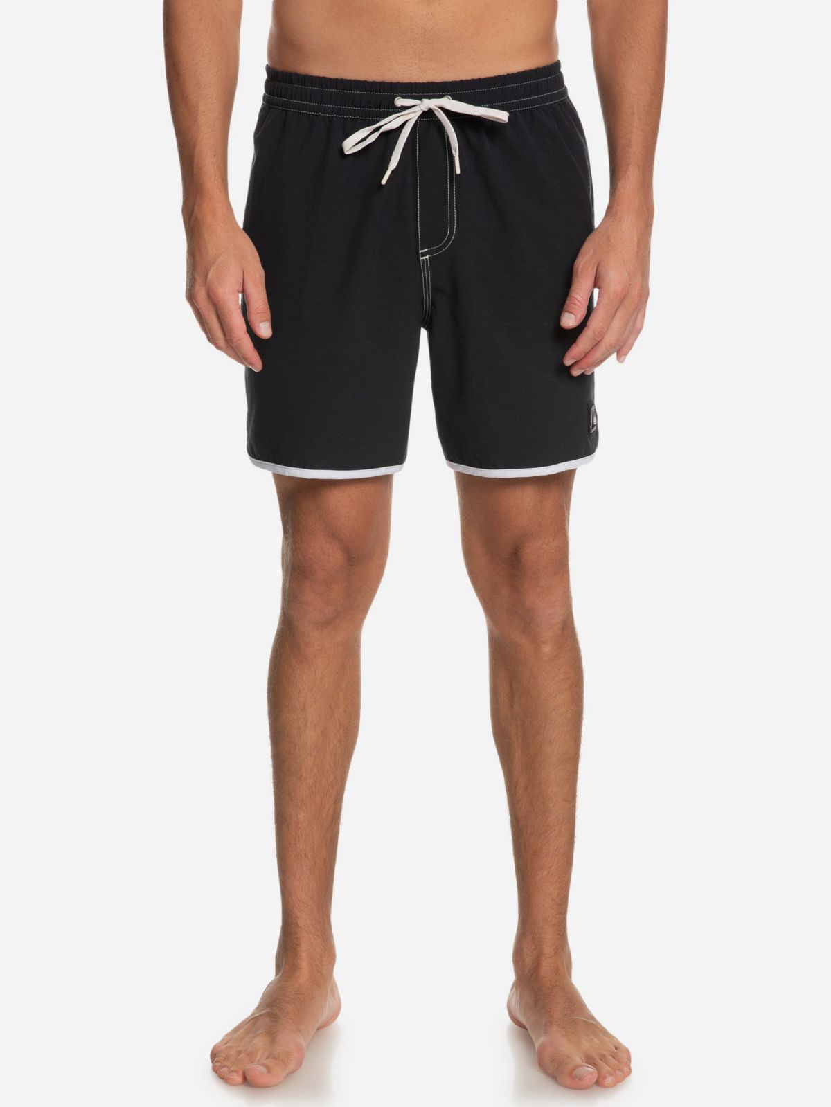  מכנסי בגד ים עם תווית לוגו של QUIKSILVER