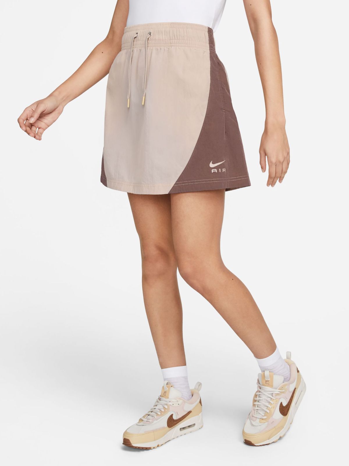  חצאית מיני ניילון עם לוגו של NIKE