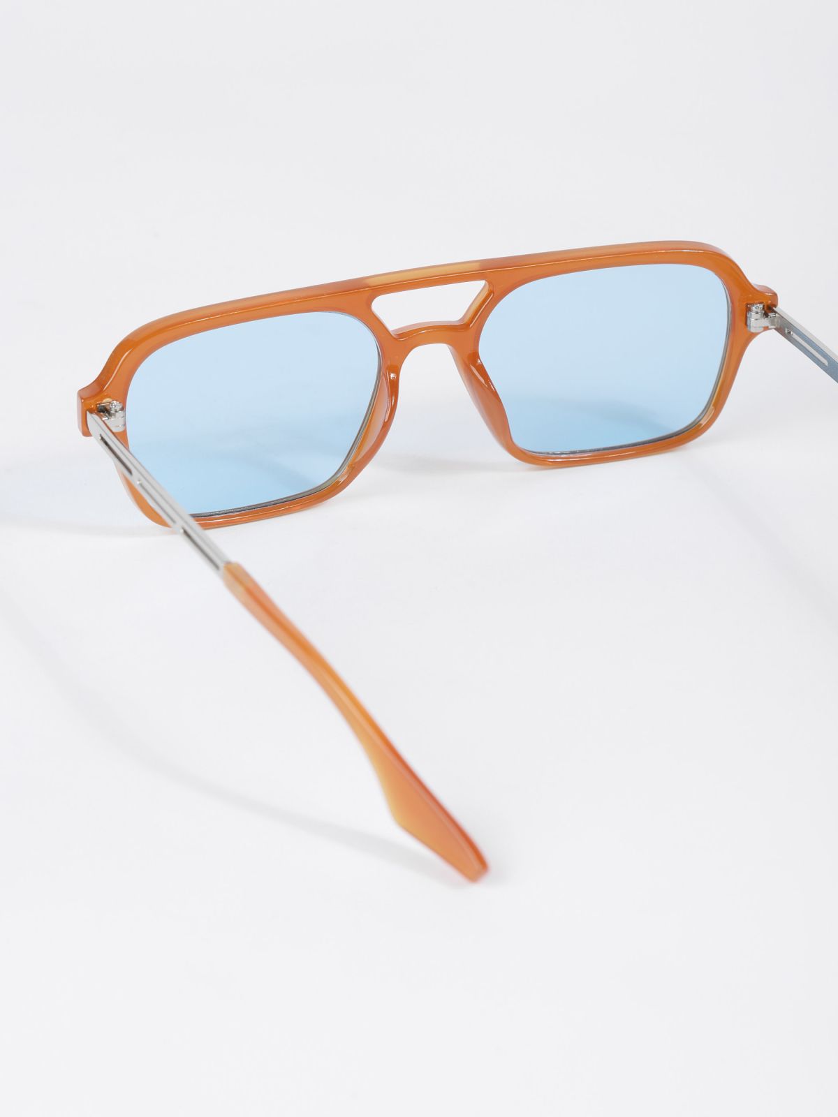  משקפי שמש מלבניים אסימטרים / TX Eyewear Collection של TERMINAL X