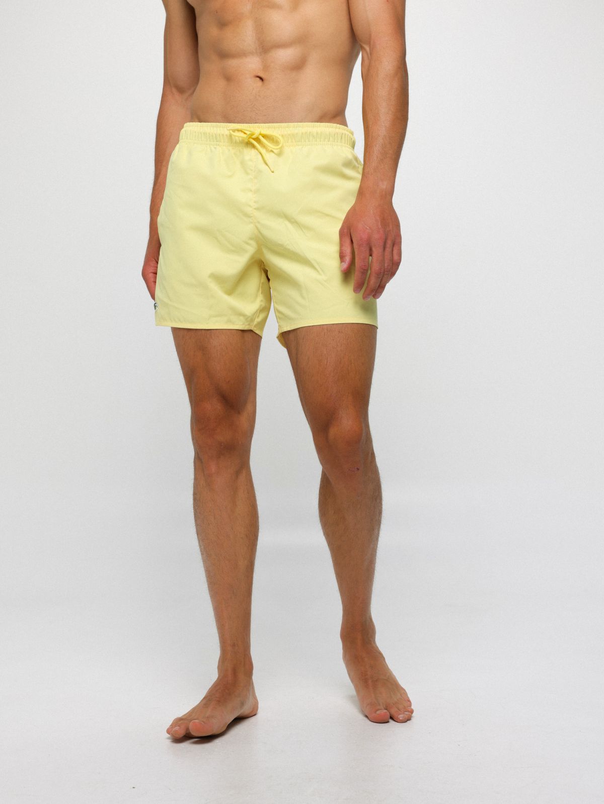  מכנסי בגד ים עם לוגו רקום של LACOSTE