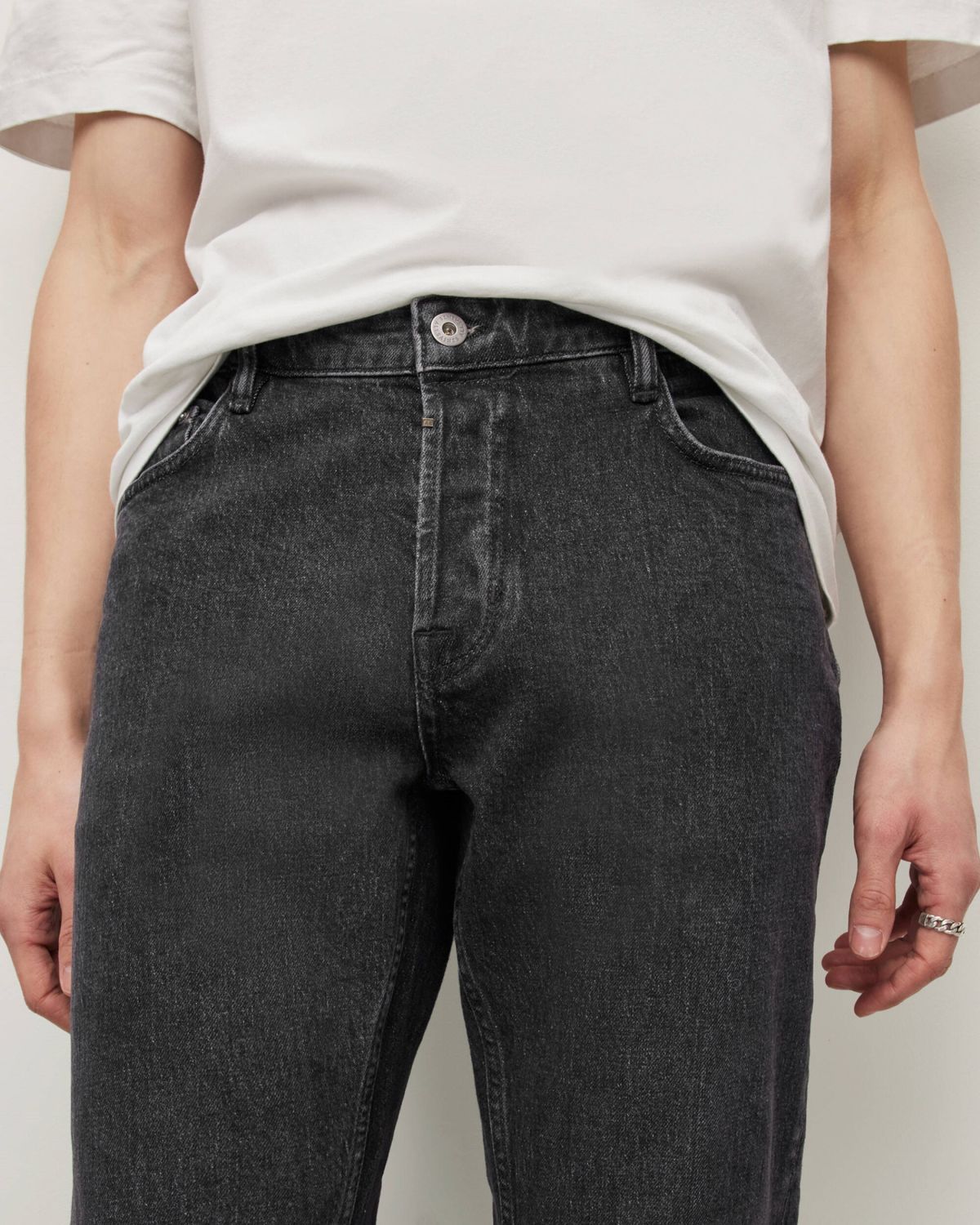  ג'ינס ארוך בגזרה ישרה של ALL SAINTS