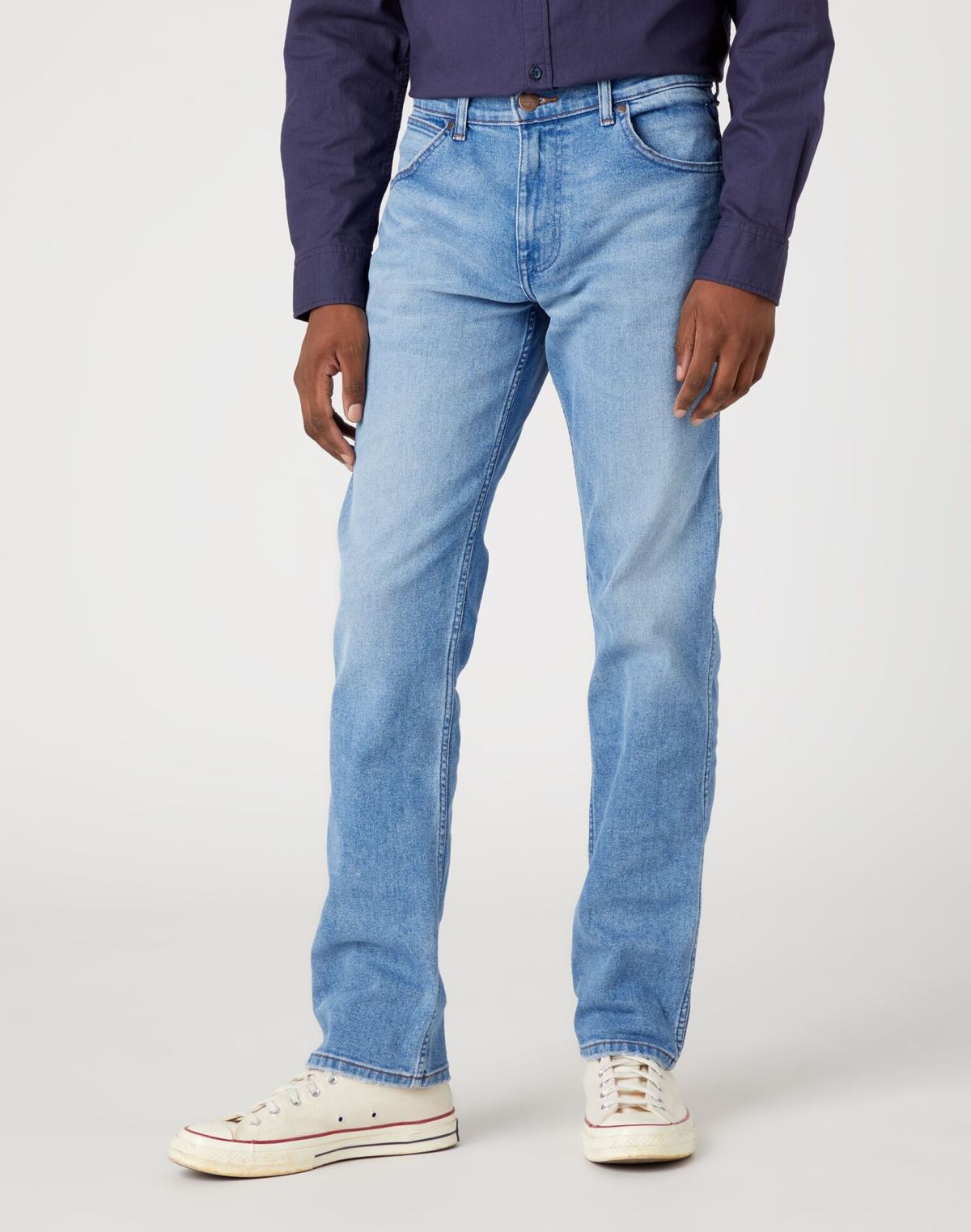  ג'ינס ווש בגזרה ישרה של WRANGLER