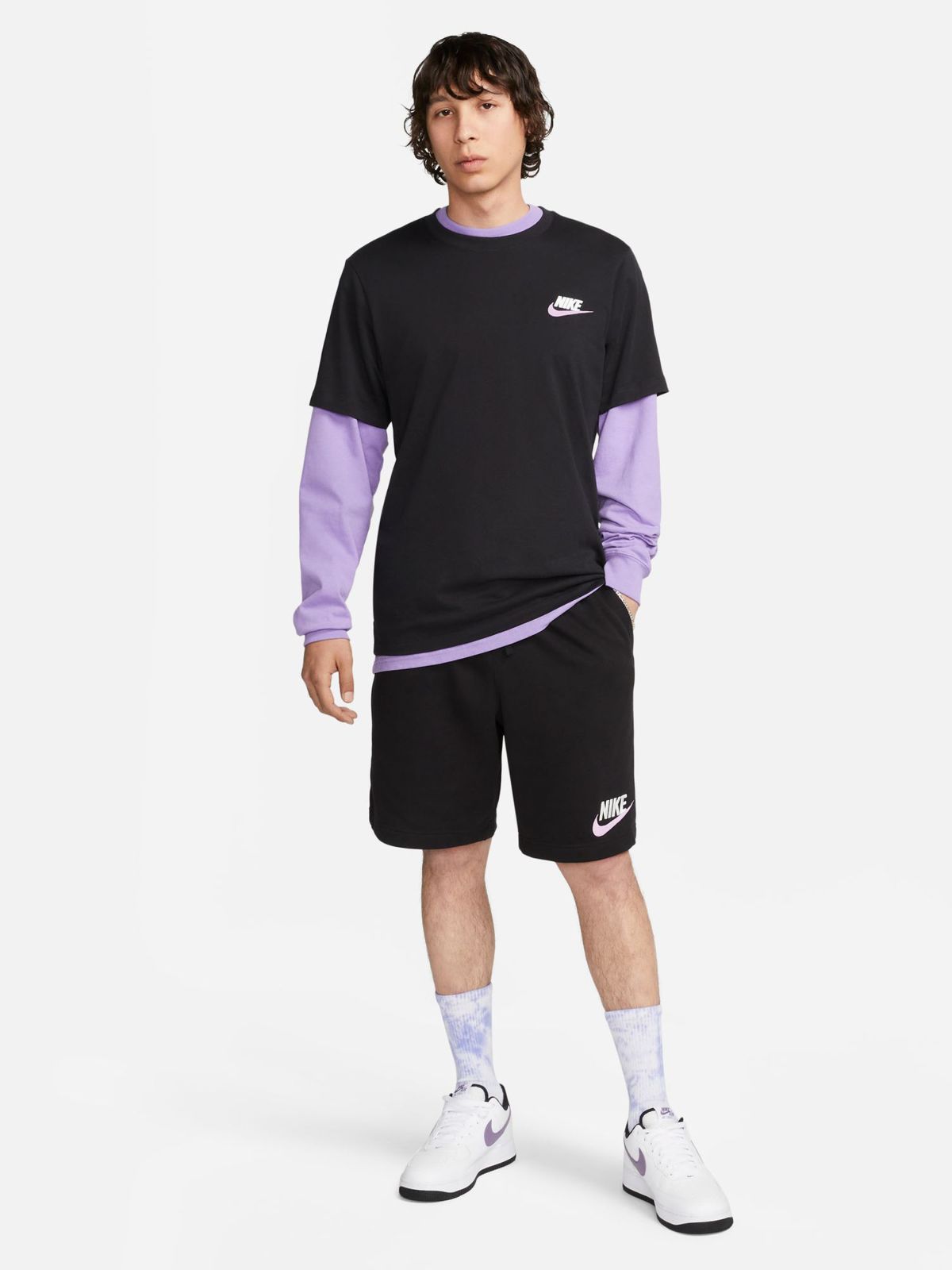  טי שירט עם לוגו Nike Sportswear Club+ של NIKE